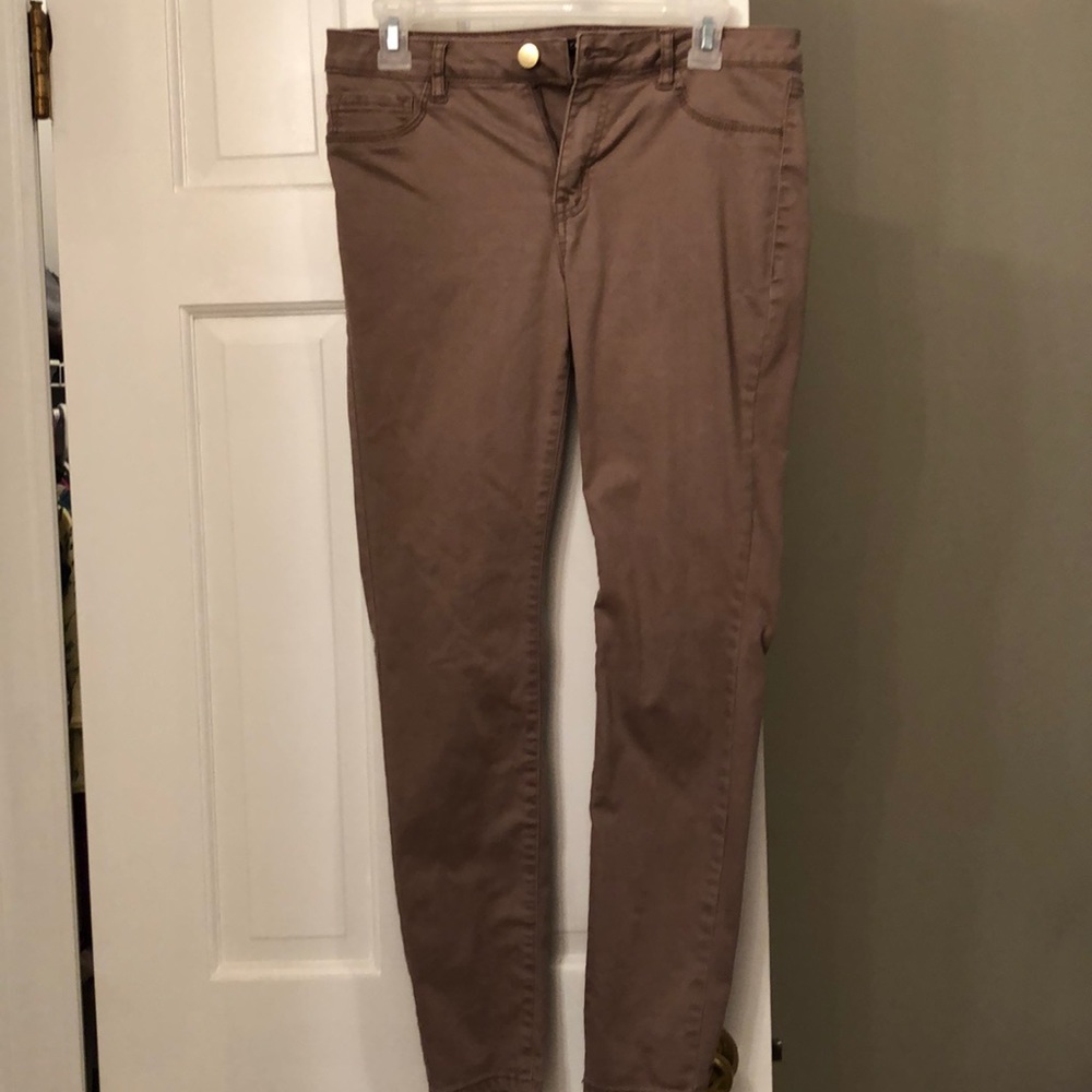 Refuge skinny pants beige sz 8 (very stretchy)